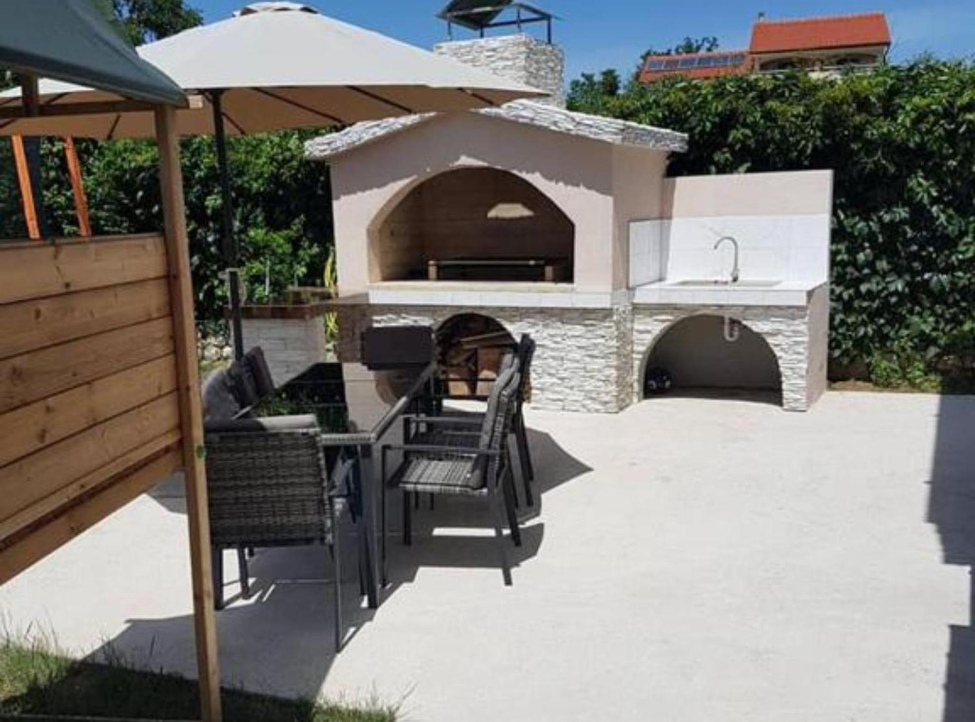 Apartmani Sabbioso Lopar Exteriör bild